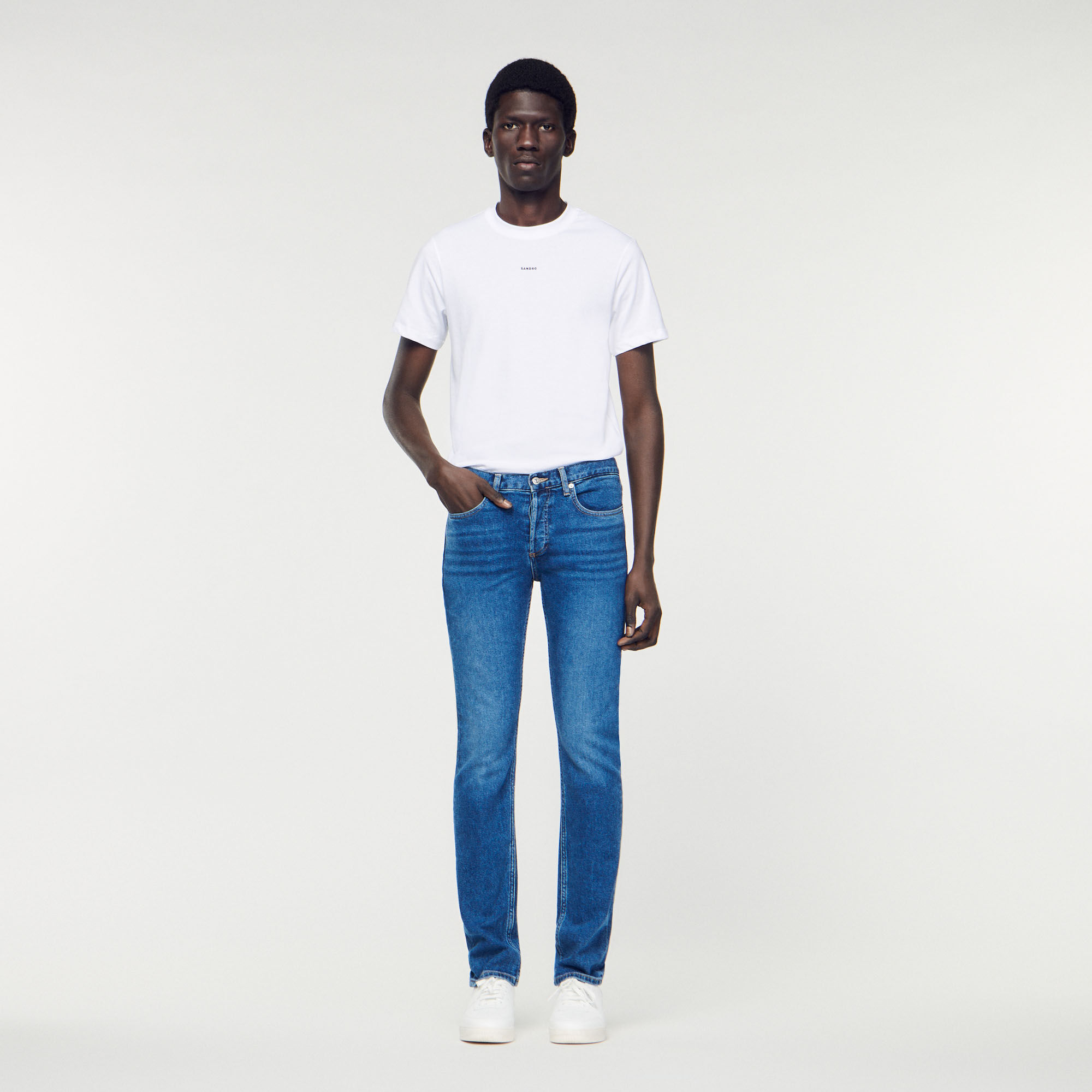 Buy Men Black Dark Slim Fit Jeans Online - 739057 | Louis Philippe